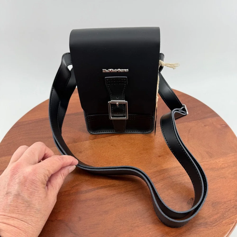 Dr. Martens Vertical Messenger Crossbody Bag Black Kiev Leather AD055001